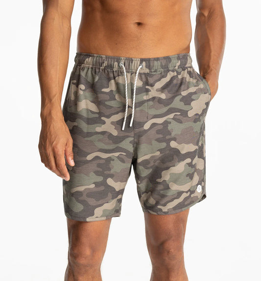 Men's Reverb Short in Camo