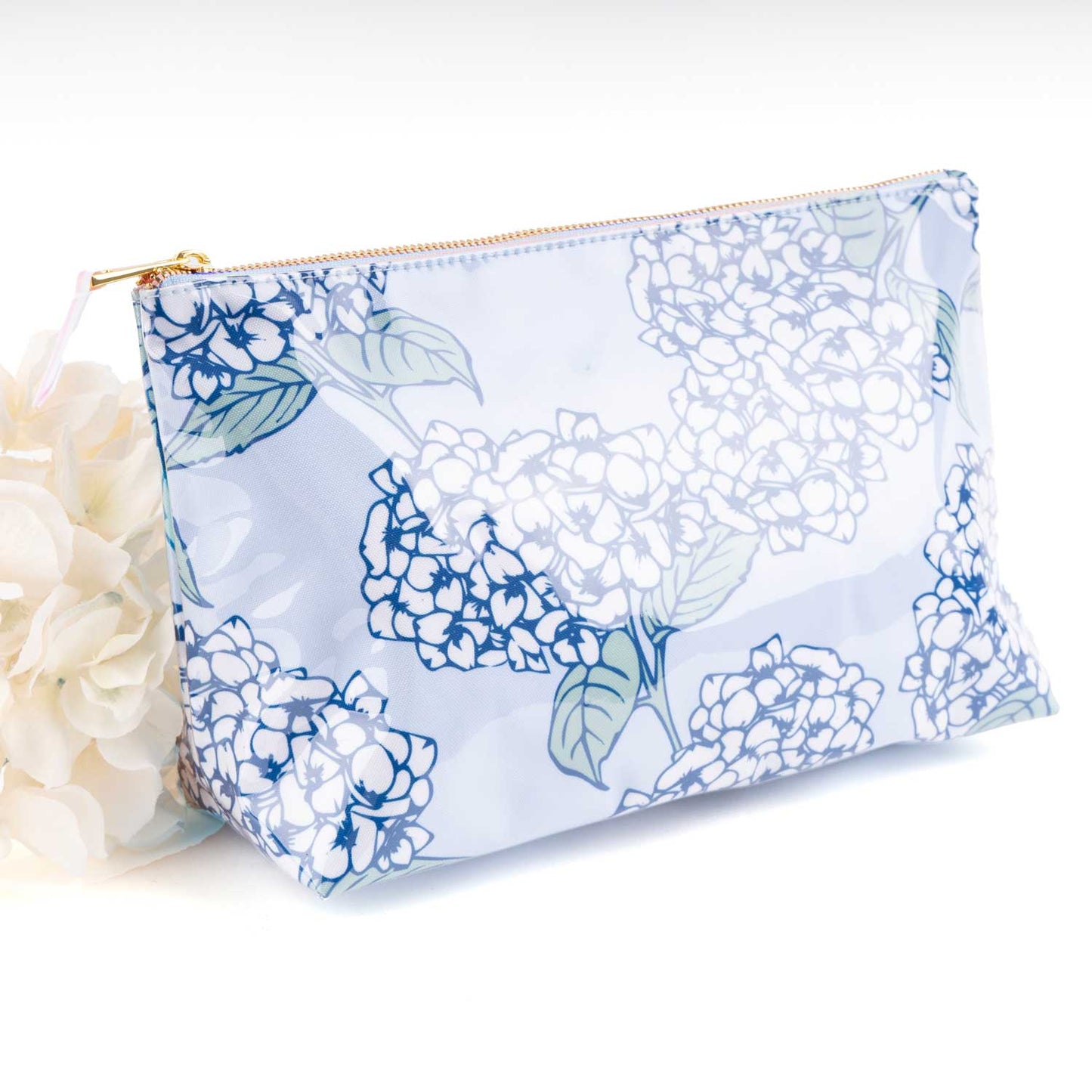 8 Oak Lane - Hydrangea Stem Clear Coated Travel Cosmetic Case