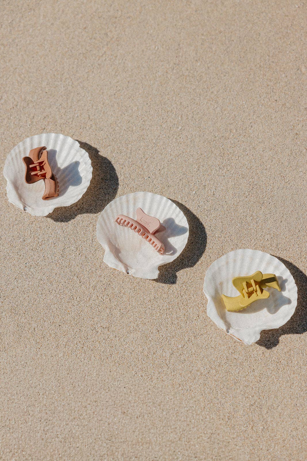 KAXI - Kaxi Mini Wavy Hold Everything Claw