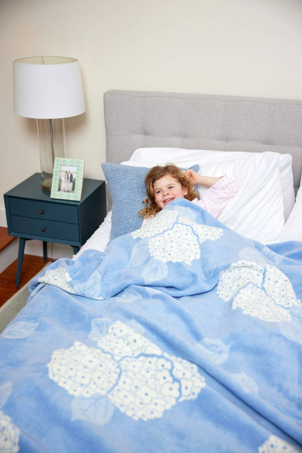 ChappyWrap - Hydrangeas Bluebell Blanket