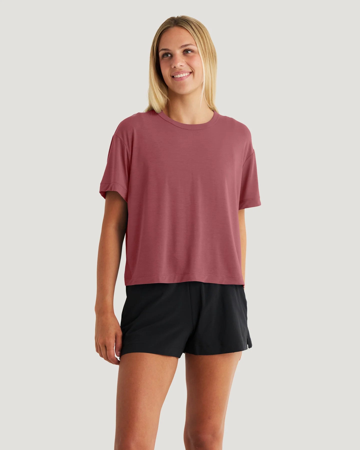 Women's Elevate Lightweight Tee