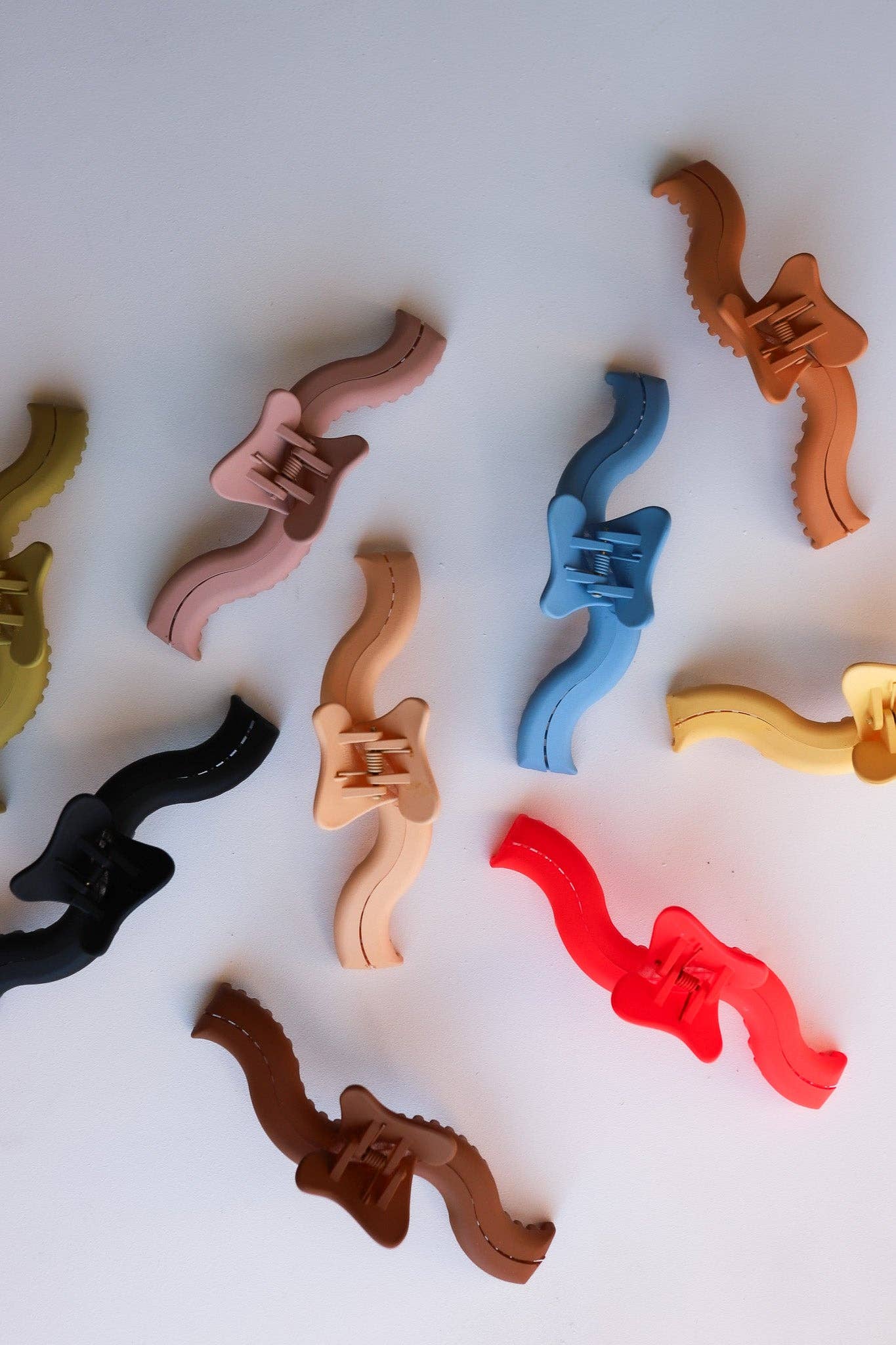KAXI - Kaxi Original Wavy Hold Everything Claw
