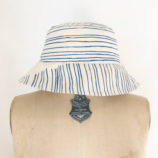 Erin Flett ROYAL SKINNY STRIPE BUCKET HAT
