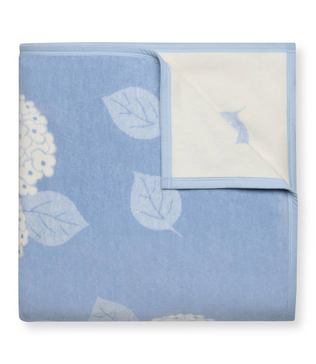 ChappyWrap - Hydrangeas Bluebell Blanket
